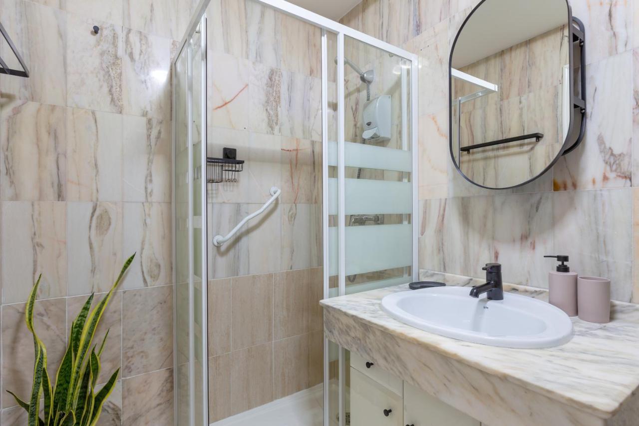 Bright Apartment With Patio And Balconies In The Center 말라가 외부 사진